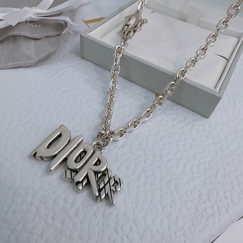 Dior Necklace 03lyh131